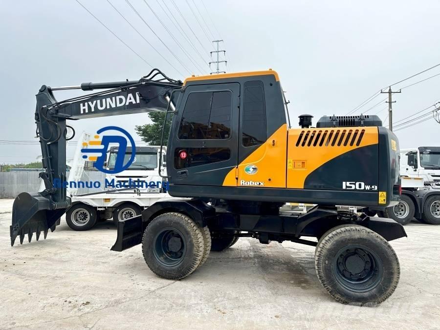 Hyundai 150W-9 轮式挖掘机