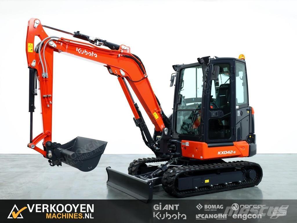 Kubota KX042-5 小型挖掘机