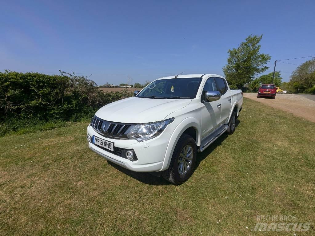 Mitsubishi L 200 皮卡车
