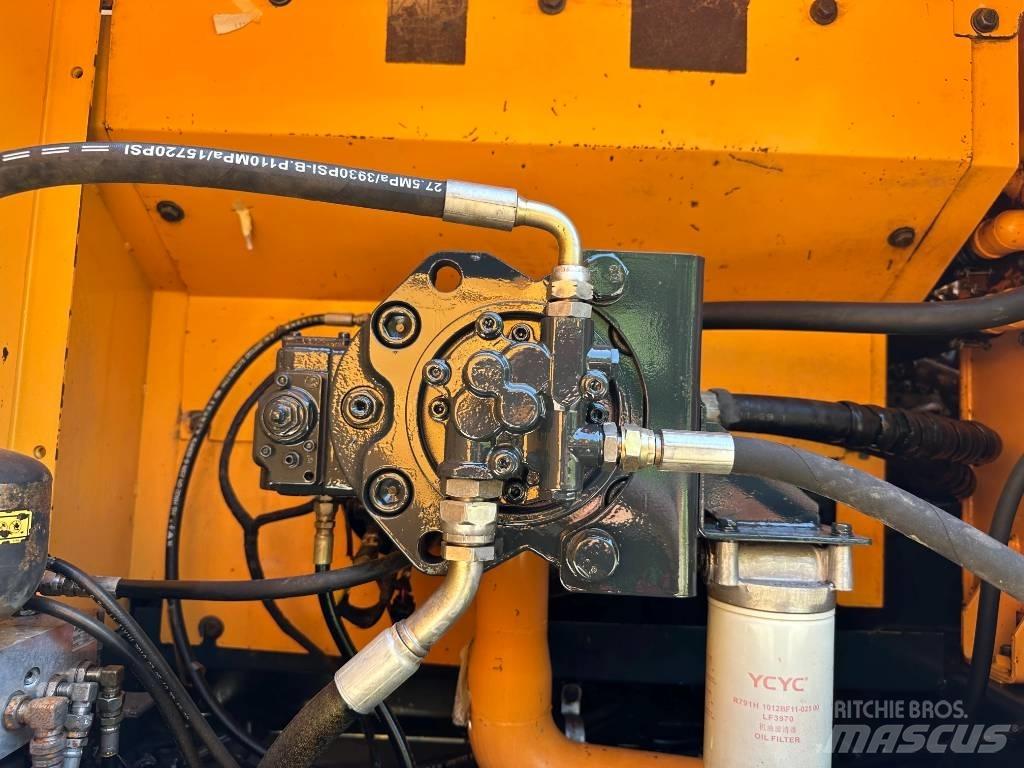 Hyundai R305LC-9s 履带挖掘机