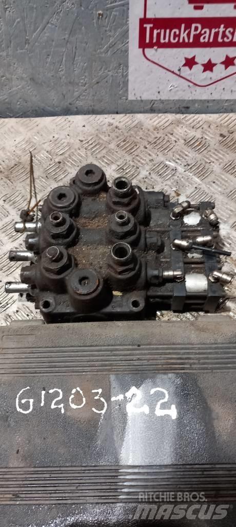 MAN TGA divider 液压