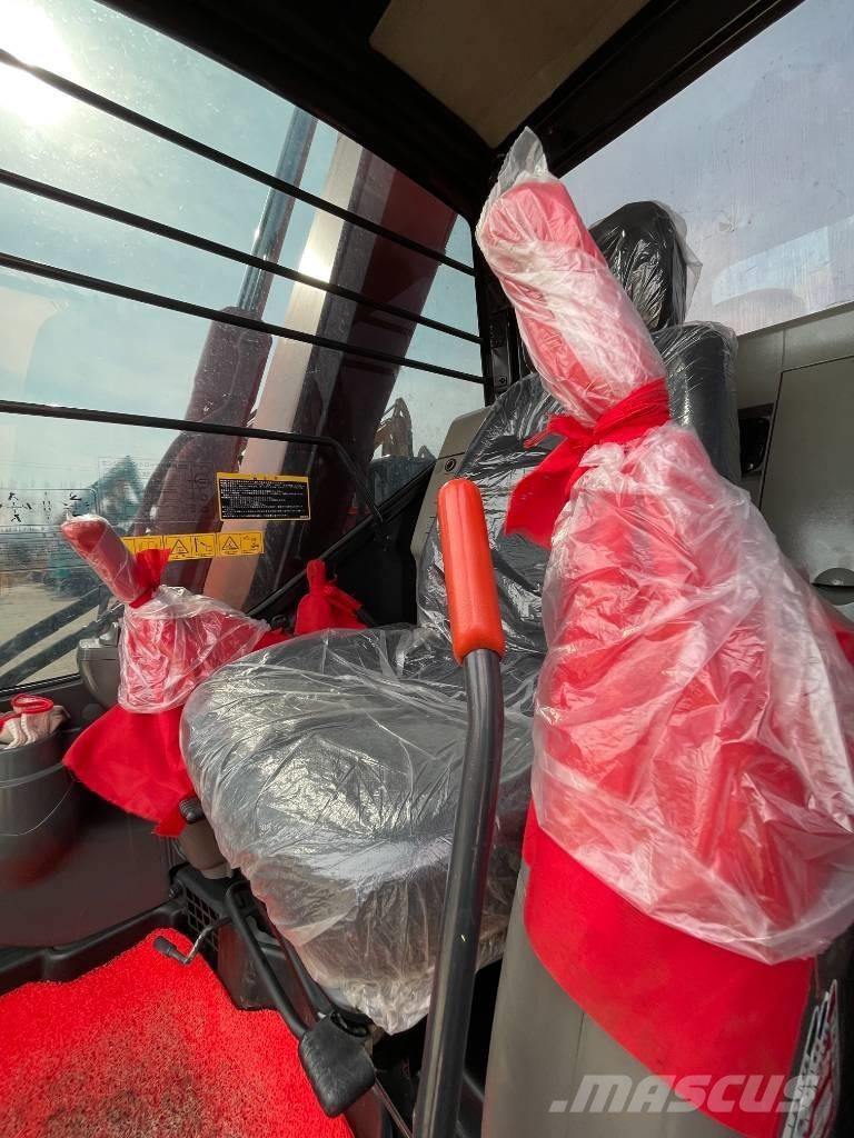 Hitachi ZX 70 小型挖掘机