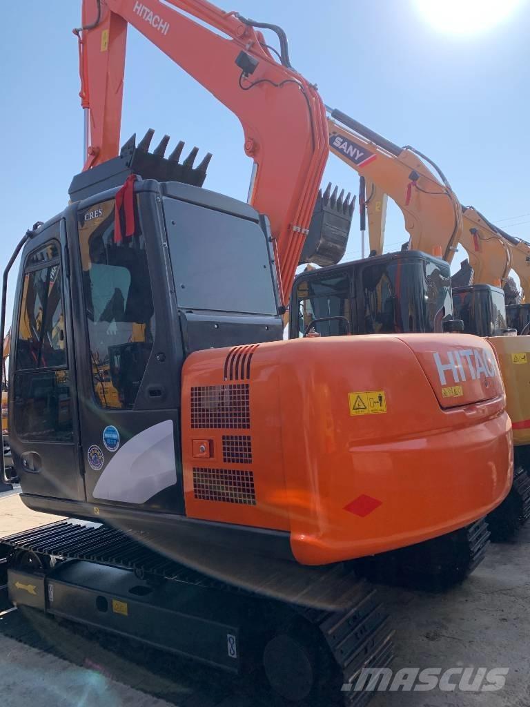Hitachi ZX 70 小型挖掘机