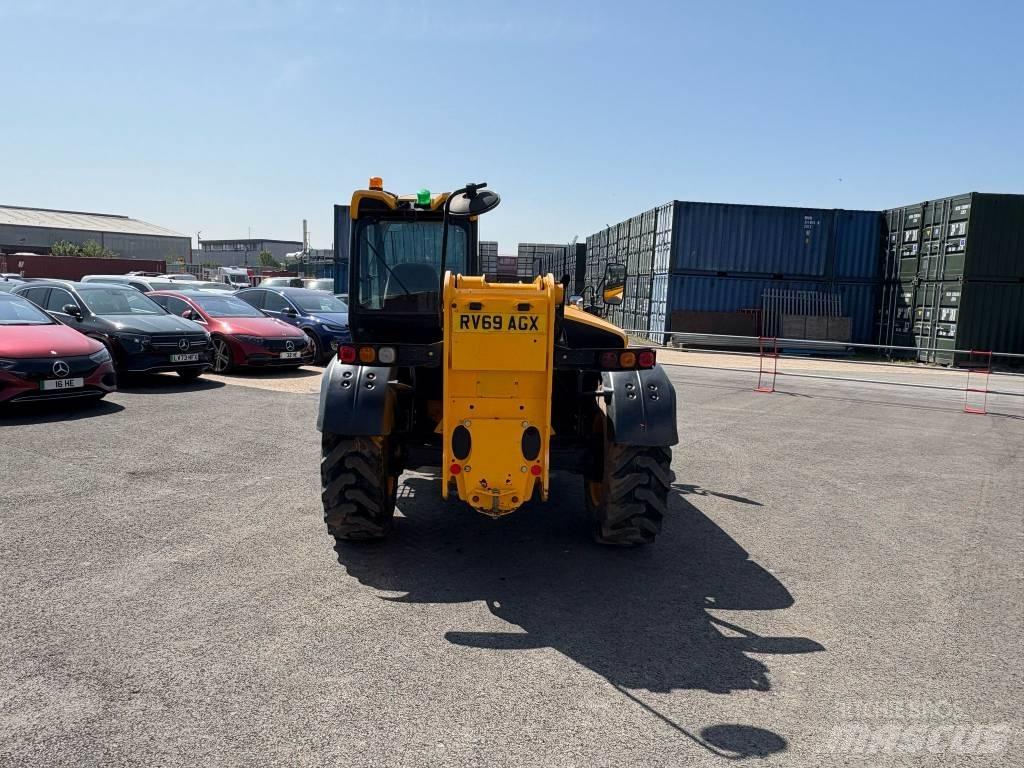 JCB 535-95 伸缩臂叉装车|叉装车