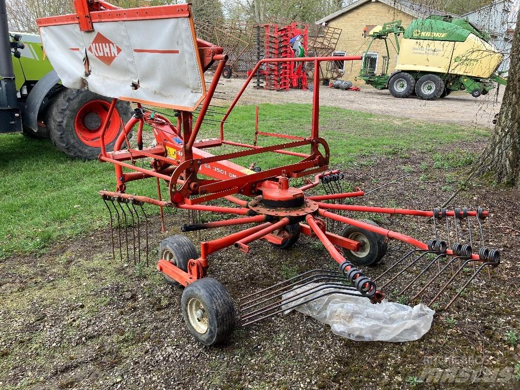 Kuhn GA 3501 G M 犁耙和摊草机