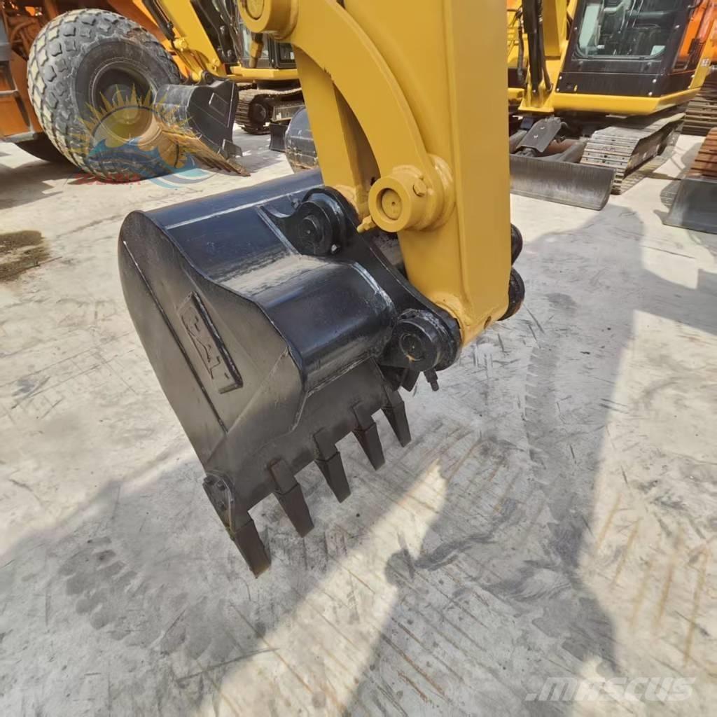 CAT 305.5 E 小型挖掘机