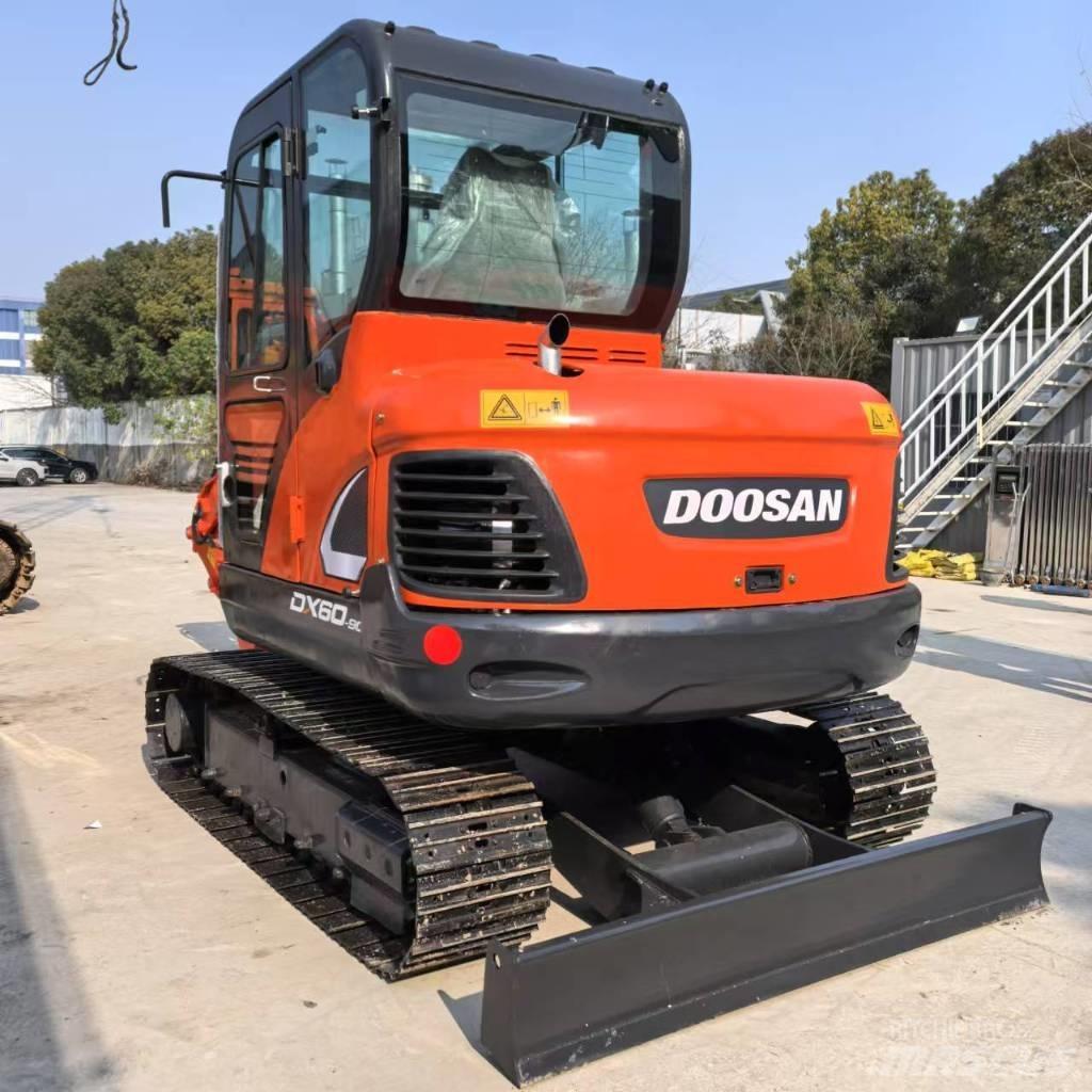 Doosan DX 60-9 C 履带挖掘机