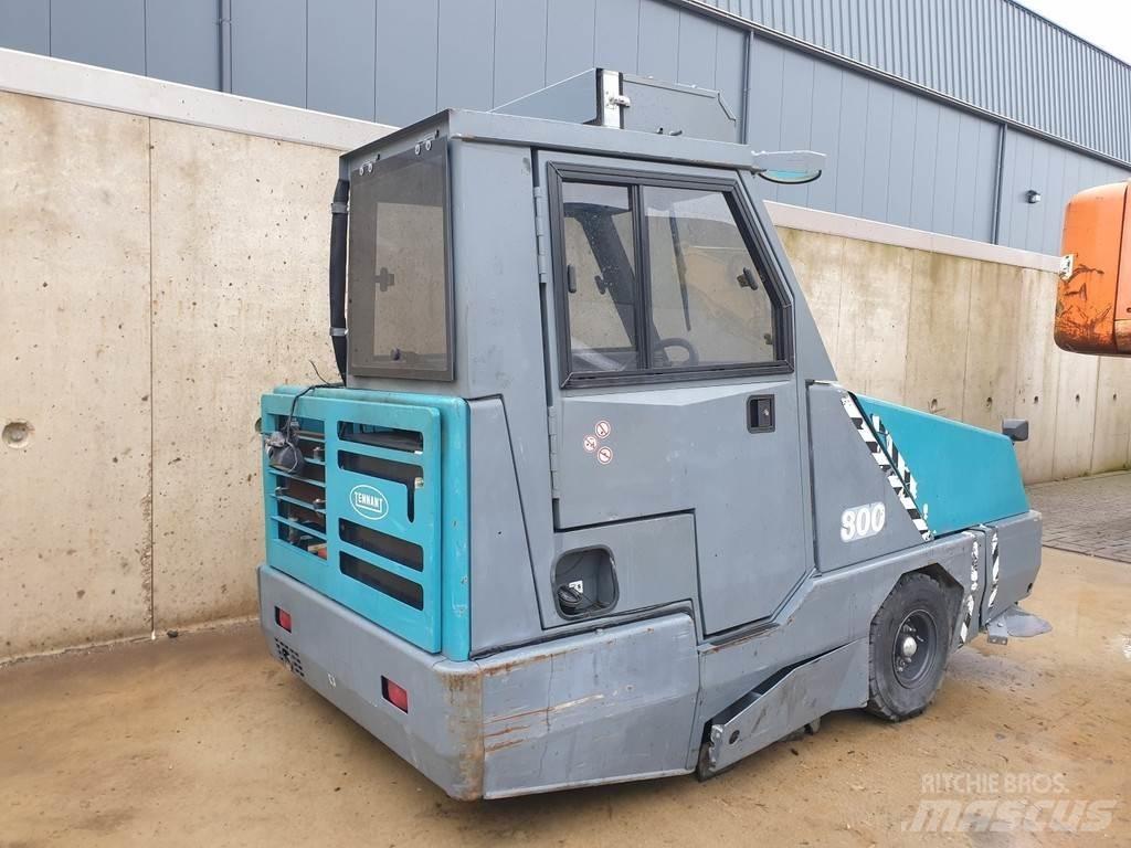 Tennant 800 扫地机