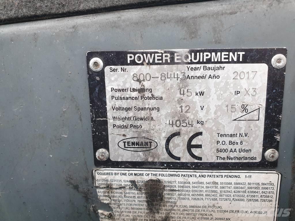 Tennant 800 扫地机