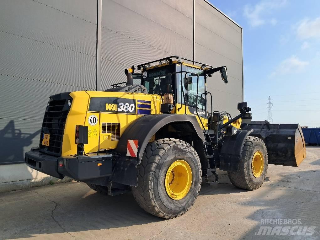 Komatsu WA380-8E0 轮式装载机