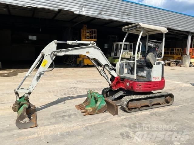 Takeuchi TB23R 小型挖掘机