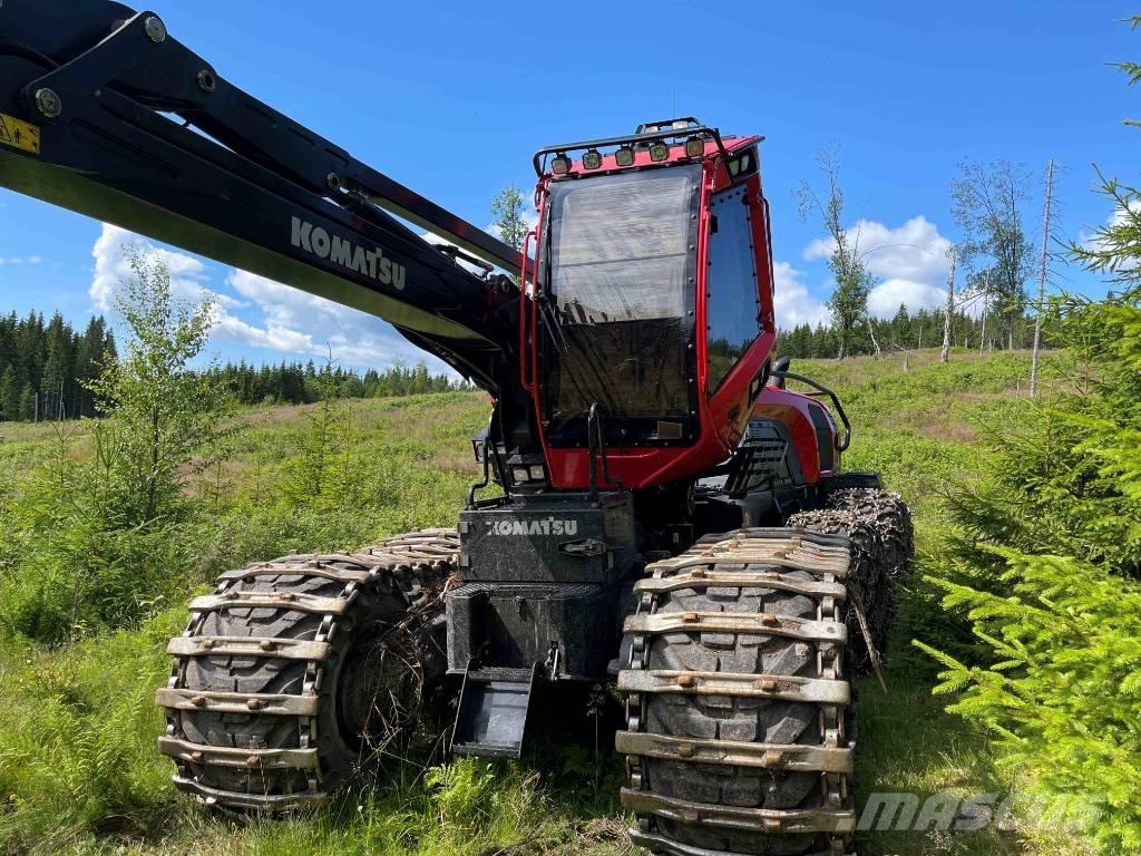Komatsu 931 XC 收割机
