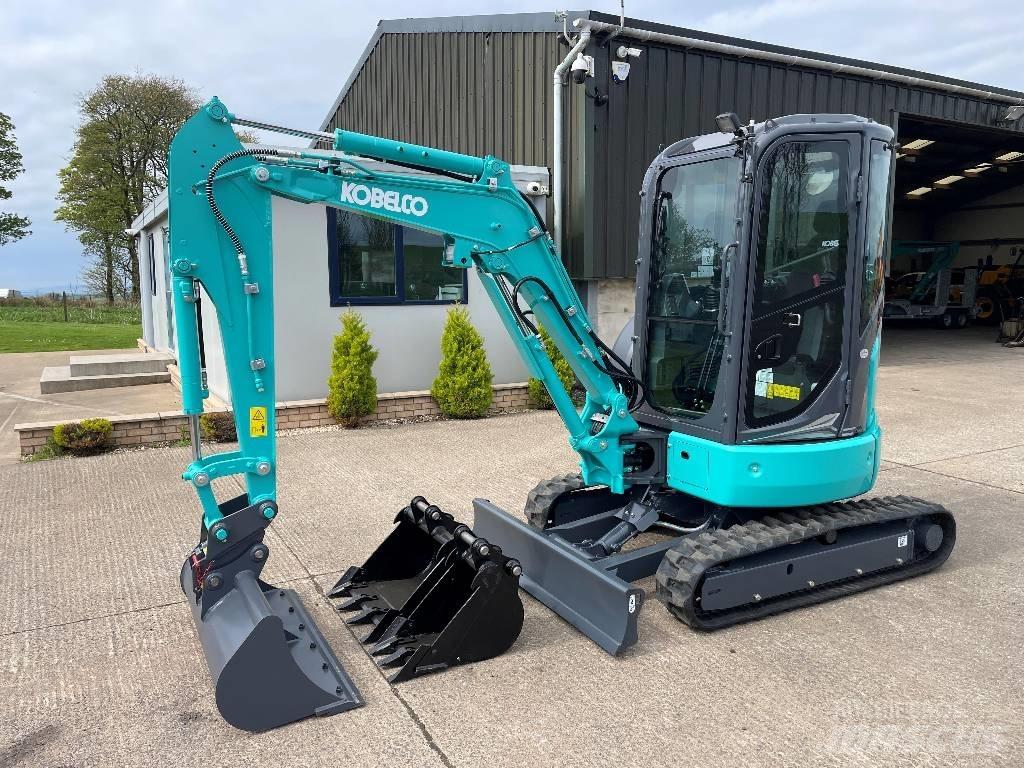 Kobelco SK26SR-7 小型挖掘机