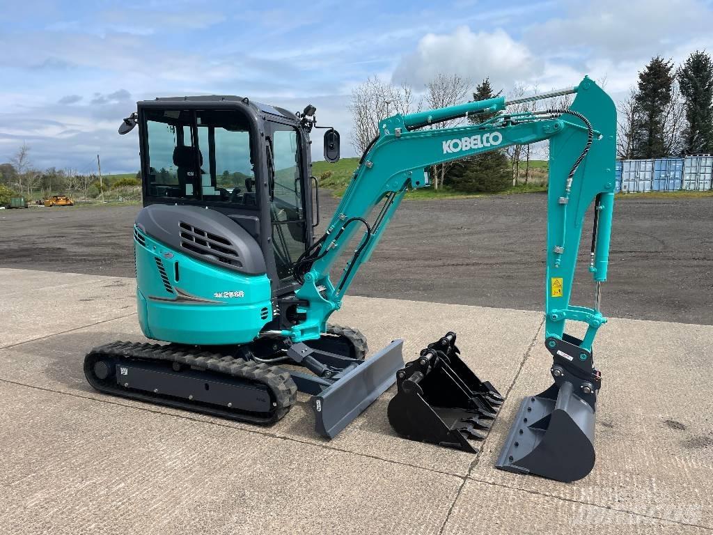 Kobelco SK26SR-7 小型挖掘机