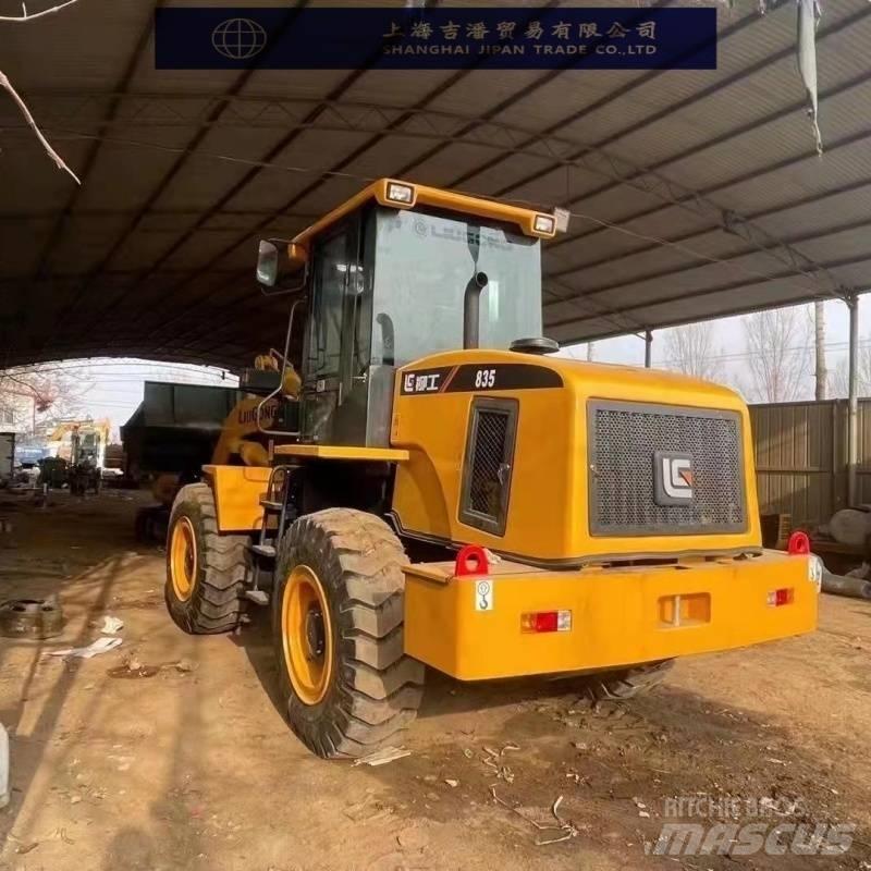 LiuGong CLG 835 轮式装载机