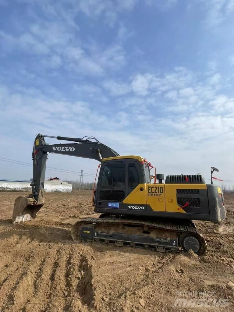 Volvo EC210D 履带挖掘机