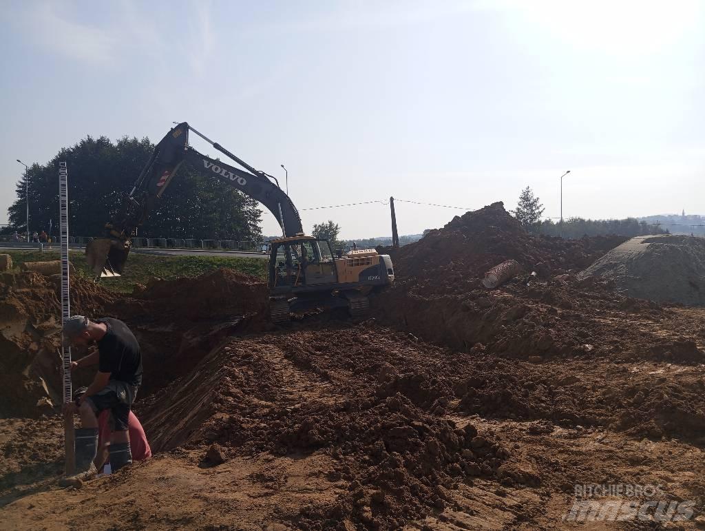 Volvo EC 240 C LD 履带挖掘机