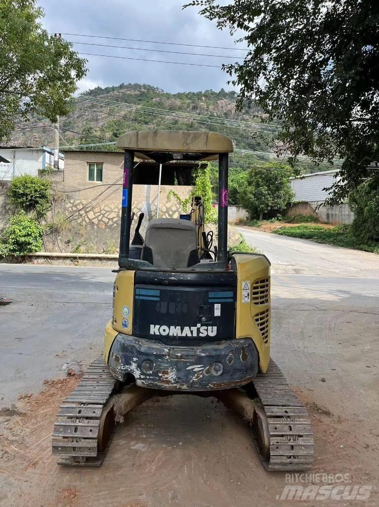 Komatsu PC 35 MR-2 小型挖掘机