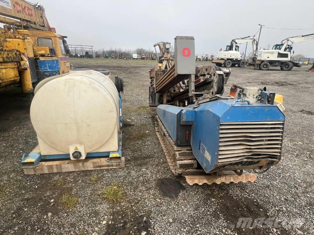  GRUNDODRILL 4X 小型钻机