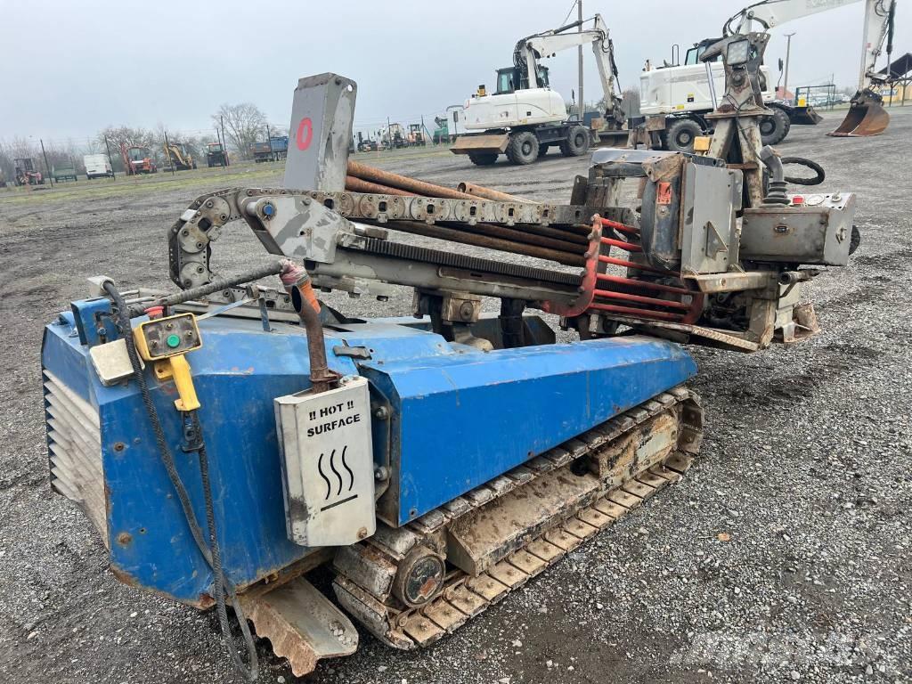  GRUNDODRILL 4X 小型钻机