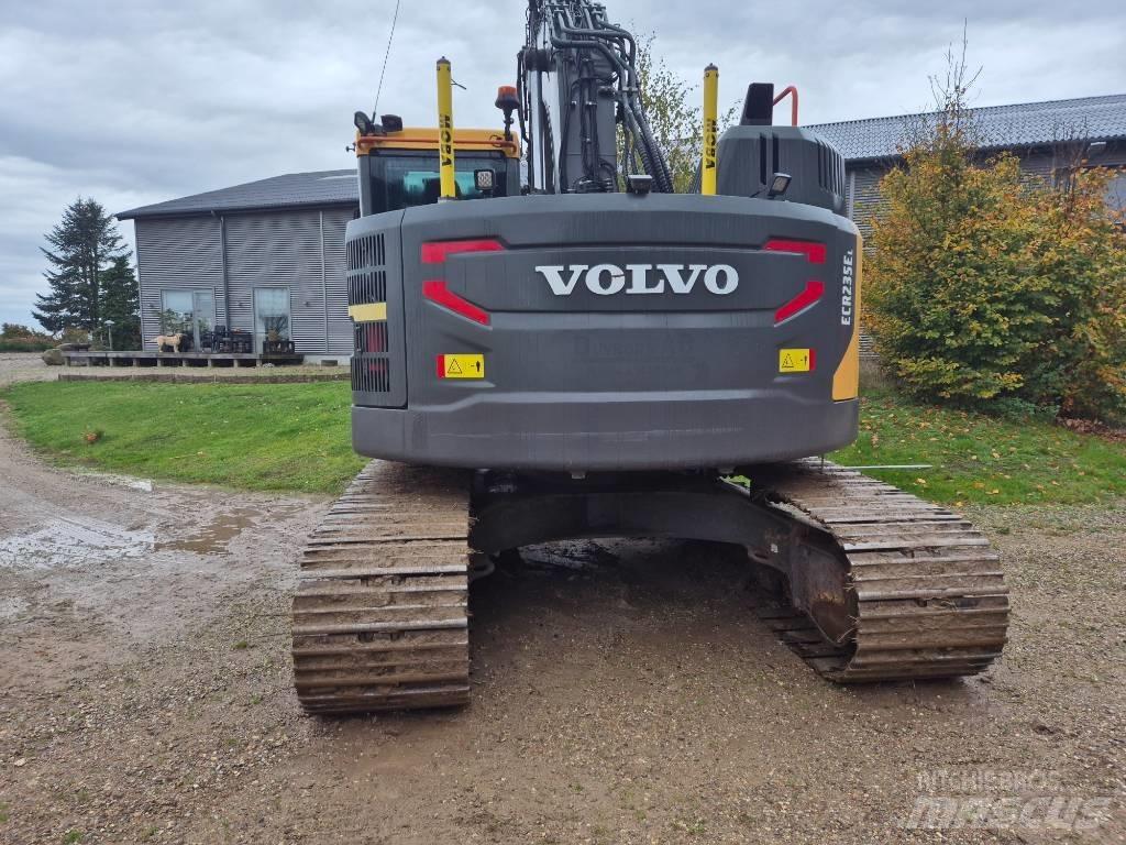 Volvo ECR235EL 履带挖掘机