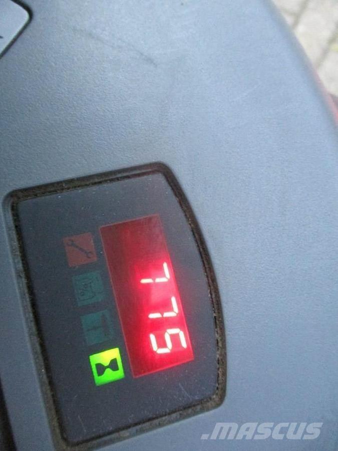 BT LWE 160 手摇升降机