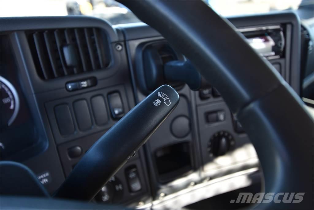 Scania G440 8X4 起重车