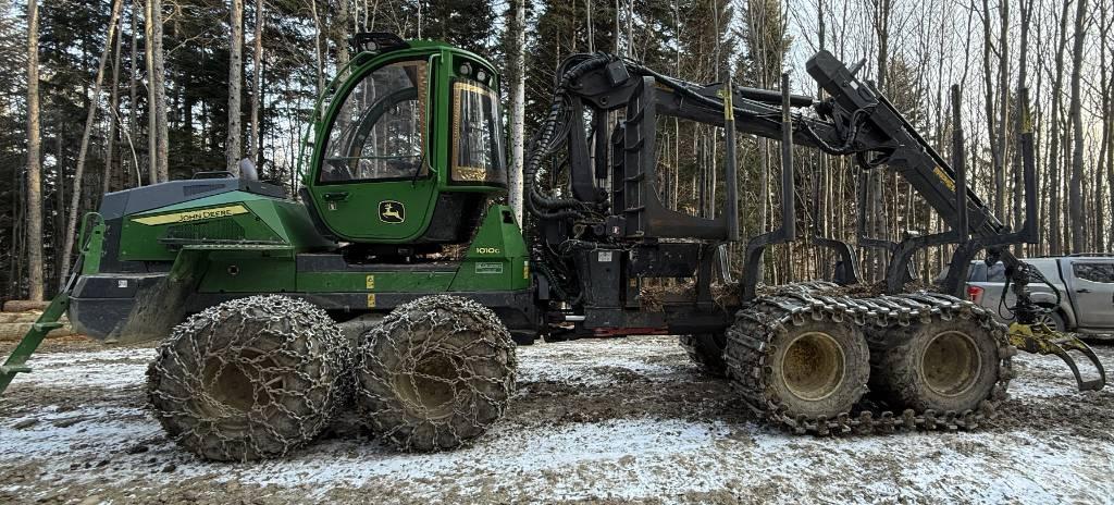 John Deere 1010G 集运机