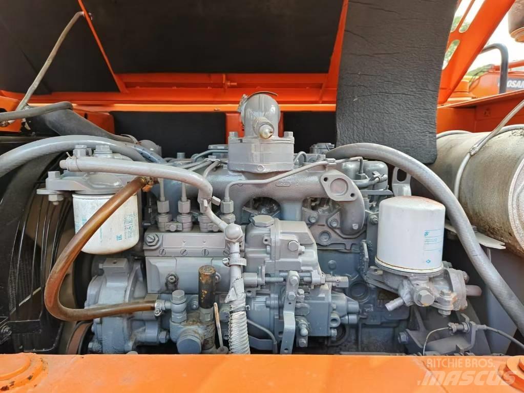 Hitachi ZX 70 小型挖掘机