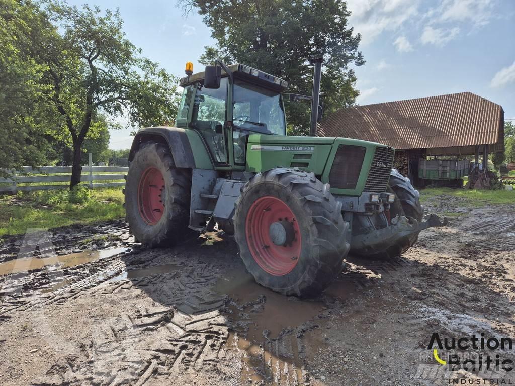 Fendt Favorit 824 拖拉机/农用车