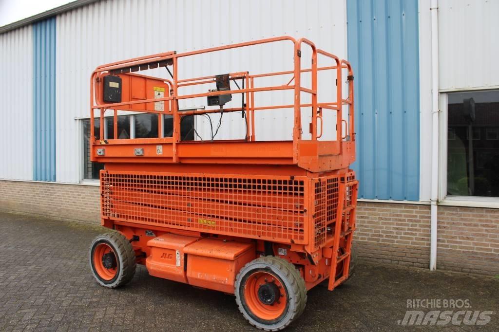 JLG M 3369 剪叉式升降机