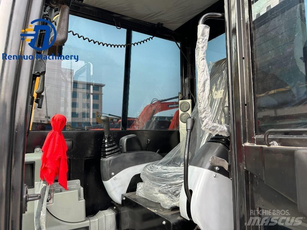 CAT 306E with rubber 小型挖掘机