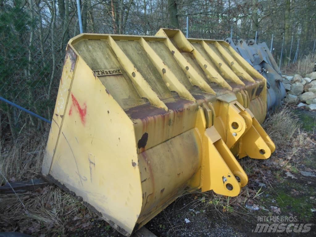 Volvo L 120 轮式装载机
