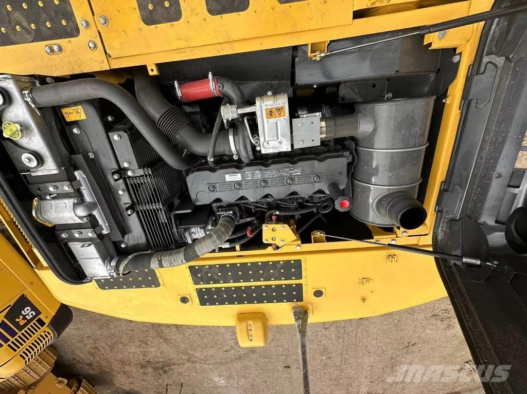 Komatsu PC 220 履带挖掘机
