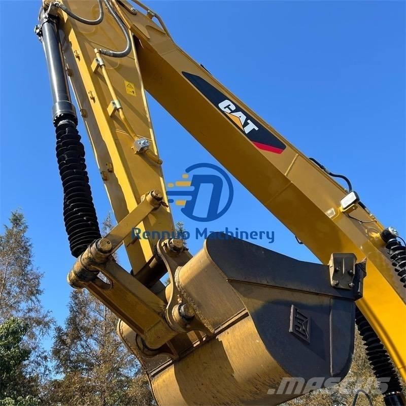 CAT 323D2 履带挖掘机