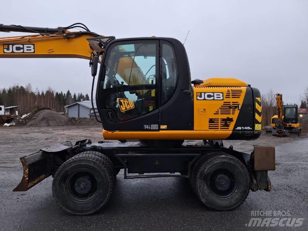JCB JS 145 W 轮式挖掘机