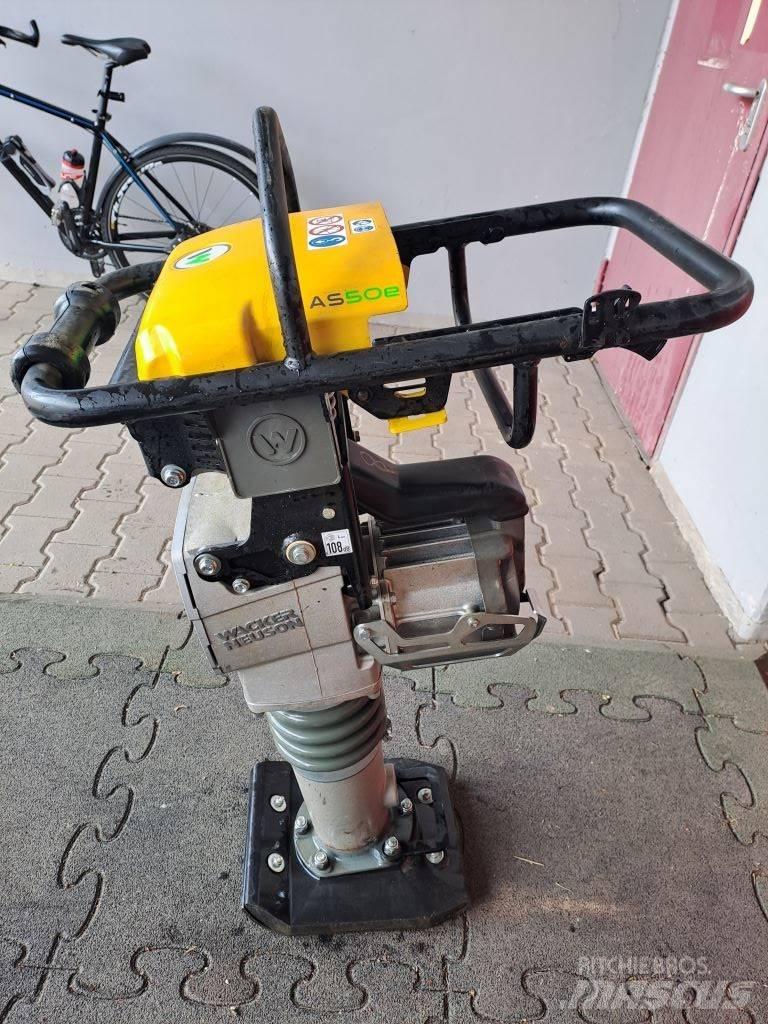 Wacker Neuson AS50e 匝道机