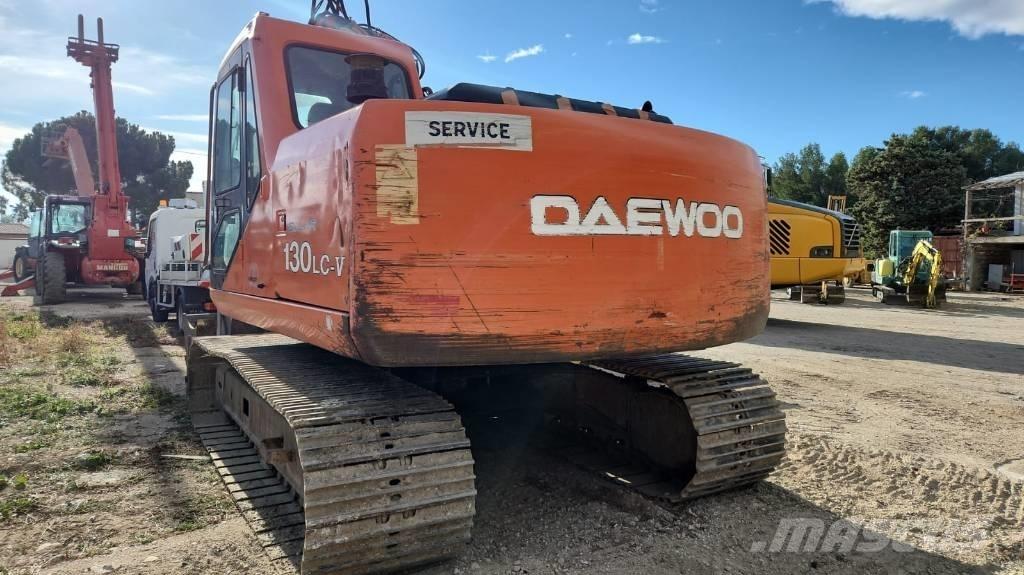 Daewoo EXCA 130 LCV 履带挖掘机