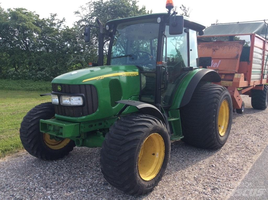 John Deere 5720 拖拉机/农用车