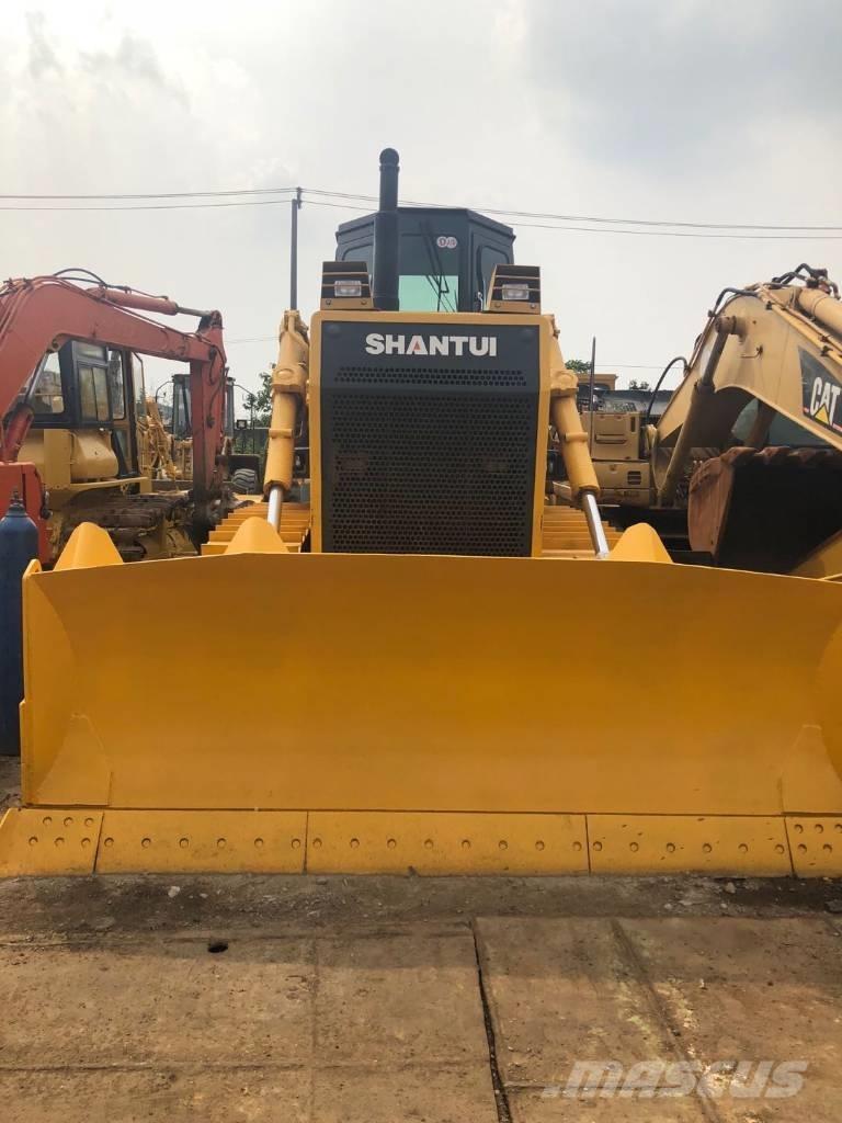 Shantui SD22 履带式推土机