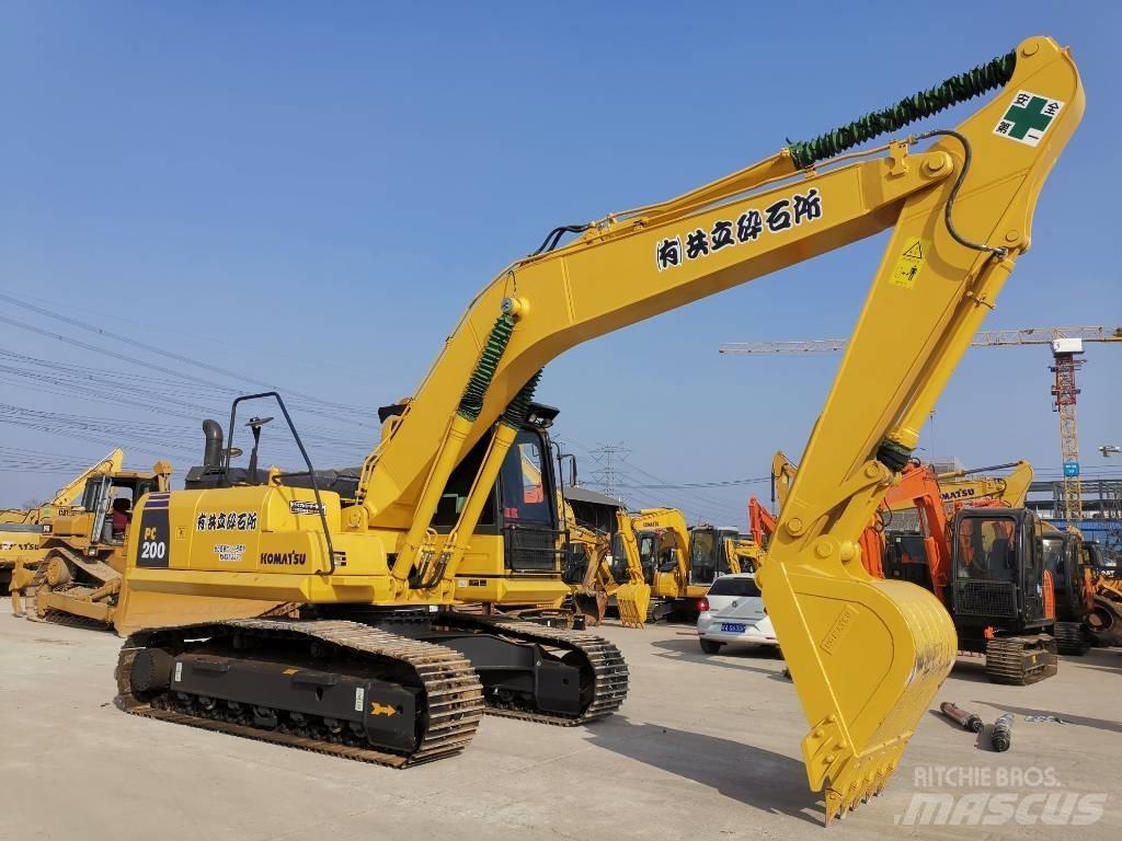 Komatsu PC 200-8N1 履带挖掘机