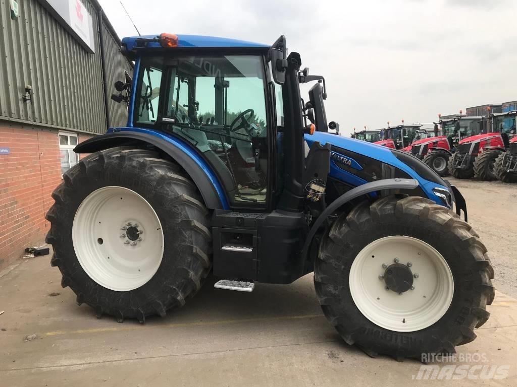 Valtra G 135 A 拖拉机/农用车