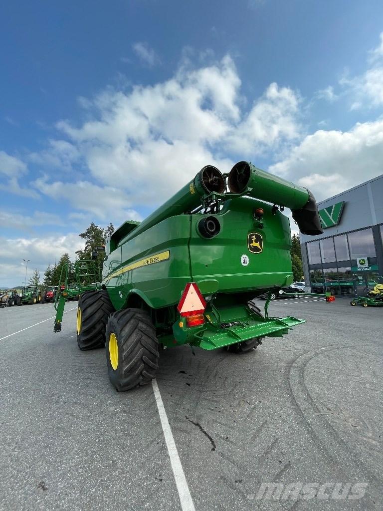 John Deere S760i 联合收割机