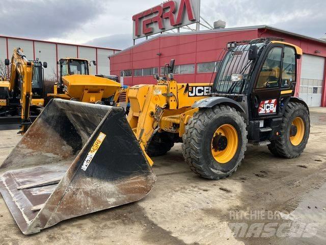 JCB 560-80 伸缩臂叉装车|叉装车