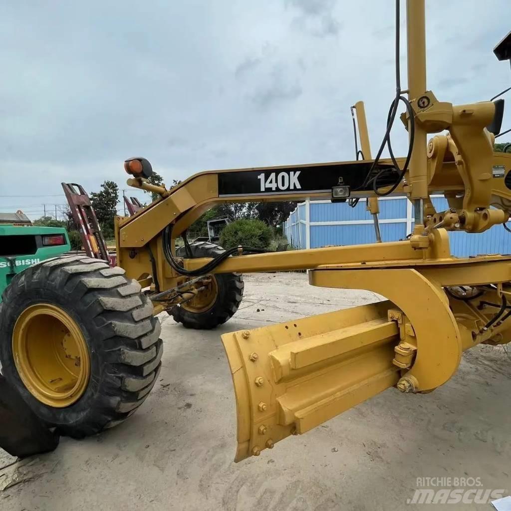 CAT 140K 平地机/推土机