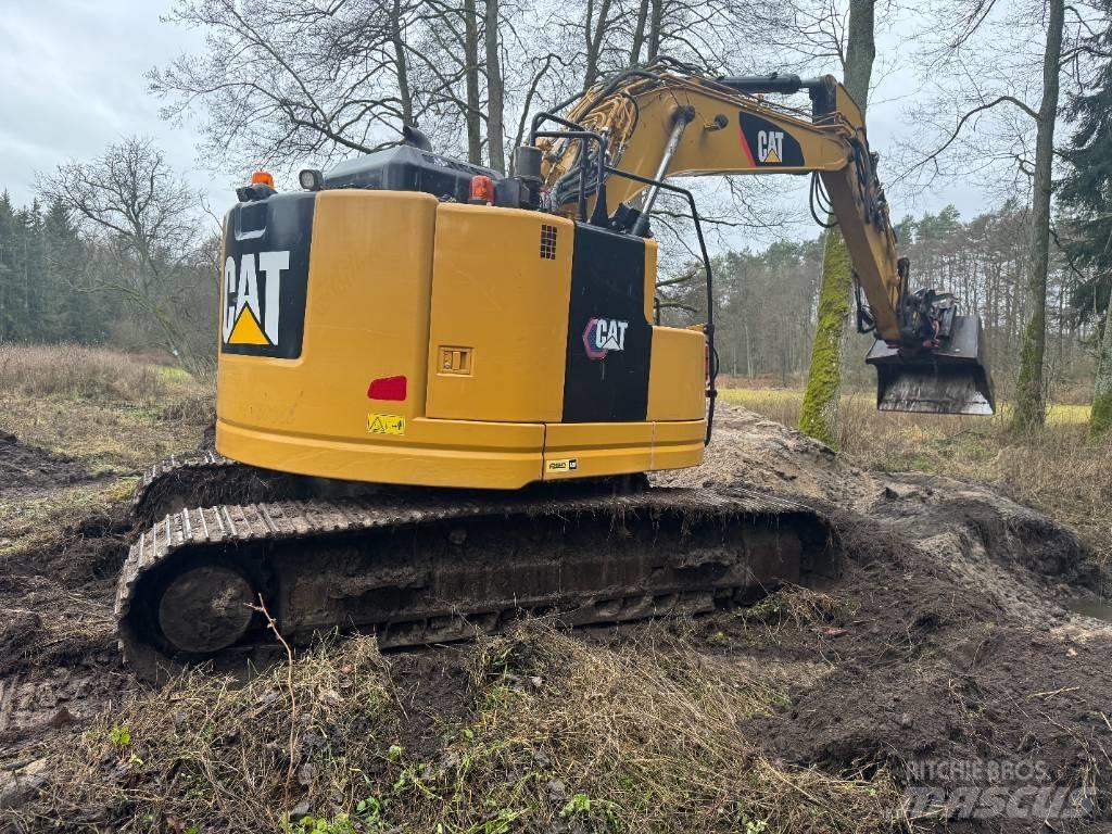 CAT 325 FLCR 履带挖掘机
