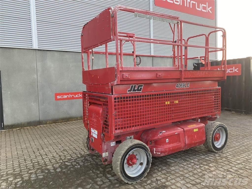 JLG 4069ERT 剪叉式升降机