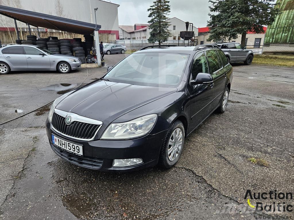 Skoda Octavia 汽车