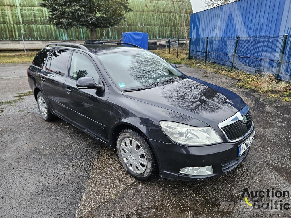 Skoda Octavia 汽车
