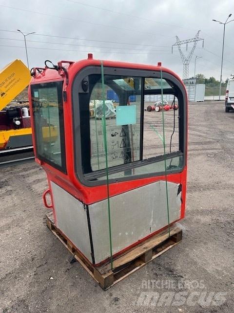 Volvo ECR 88 D 驾驶室与内部
